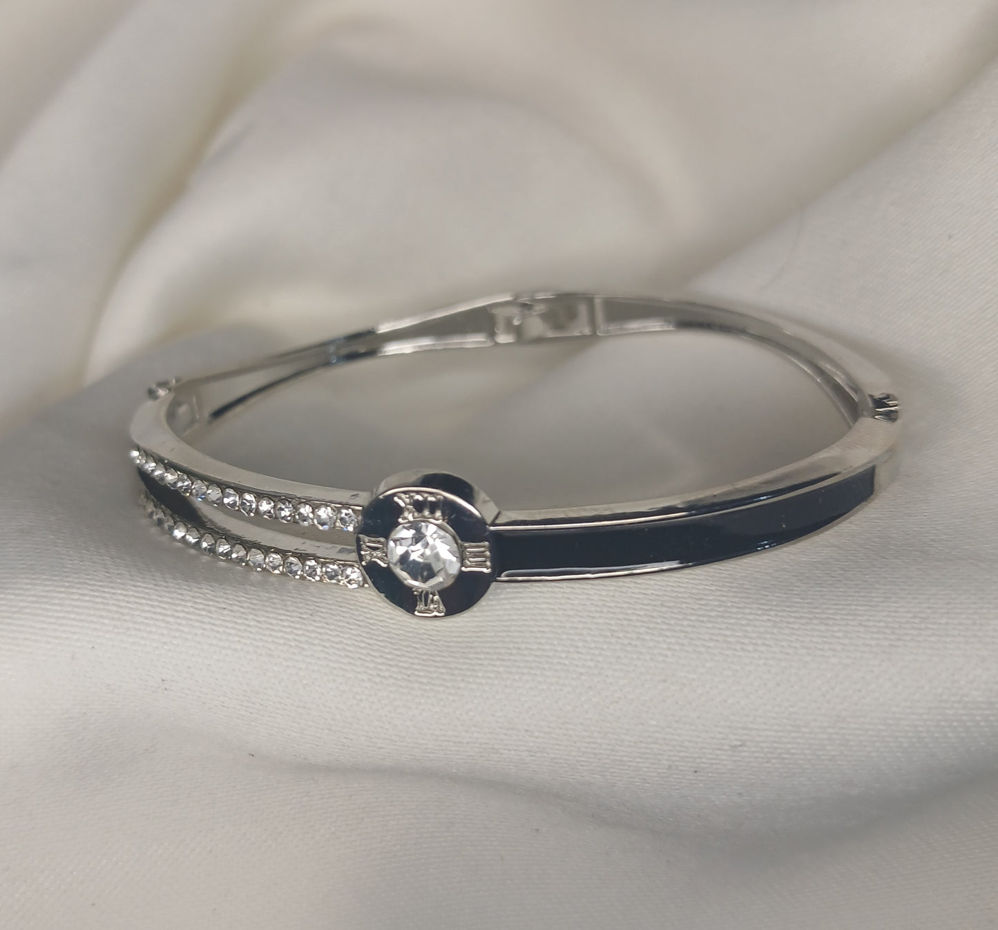 Timeless Spark Bracelet – Gold & Silver