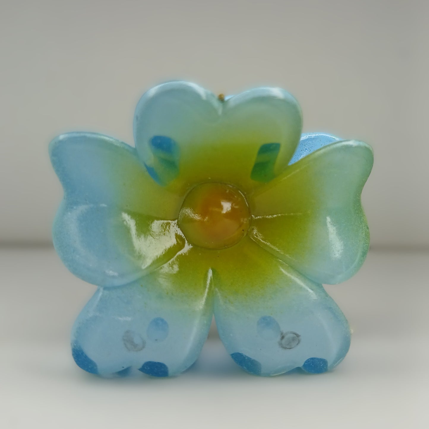 Petal Flower Hair Claw Clips – Glossy Finish